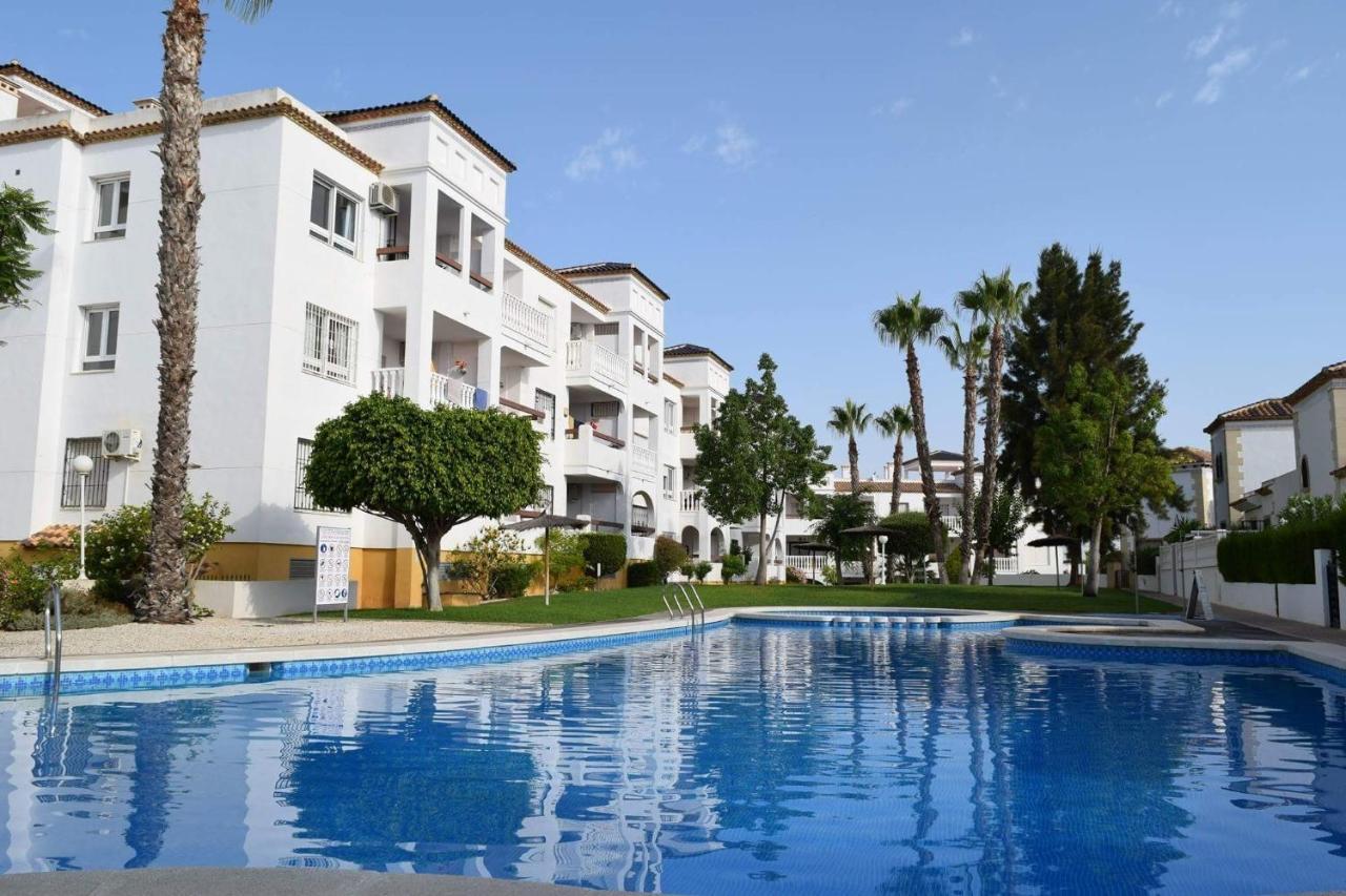 Fabulous 2 Bed 2 Bath Apartment ! Villamartin  Luaran gambar